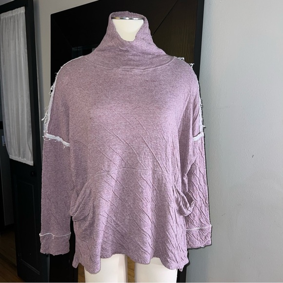 Free People/We the Free Lavender Slouchy Pocket Turtleneck Tunic Top Sz Small - Picture 1 of 10
